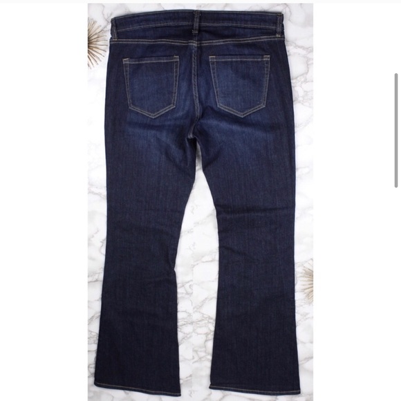 Gap Mid Rise Flare Bootcut Dark Wash Denim Jeans - Picture 2 of 6